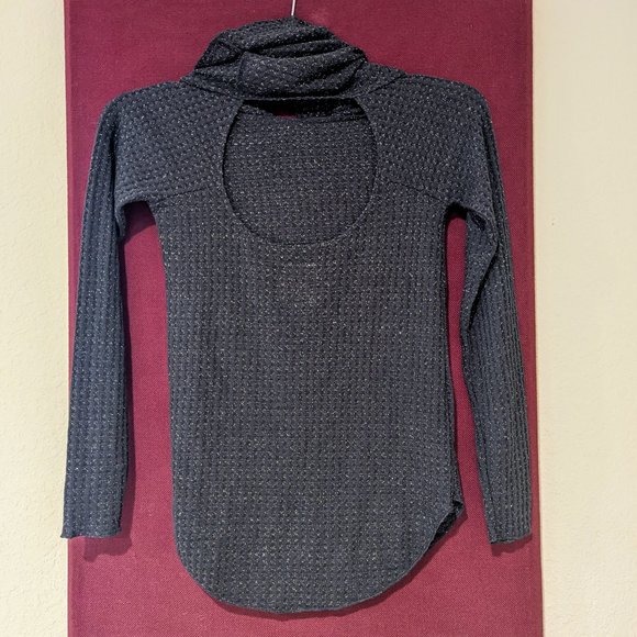 Chaser Waffle Knit Cowl Neck Open Back Thermal Top - Picture 2 of 4